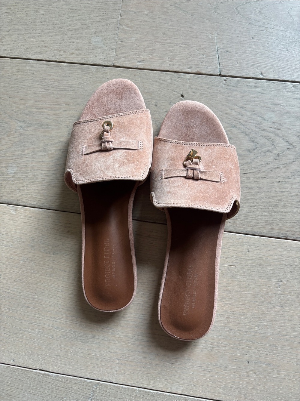 Suede sandals